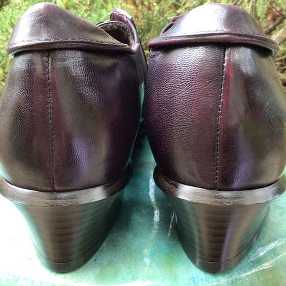 SPRING Step Ila (38) WOMEN’S Polished Leather Loafers, Leather bow in burgundy. - Picture 8 of 10